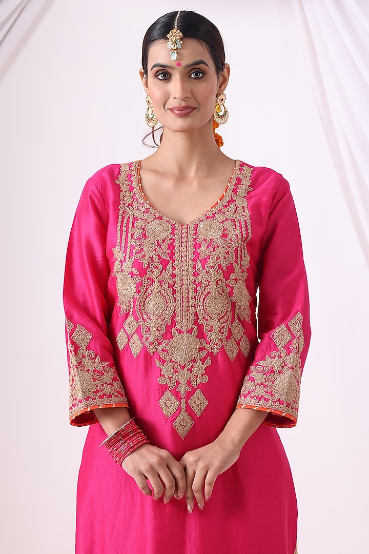 Magenta Pink Banarasi Chanderi Zari Embroidered Kurta Set by Nia By Sonia Ahuja at Pernia's Pop Up Shop