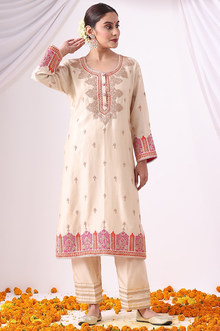 Ivory Banarasi Chanderi Zari Embroidered Kurta Set by Nia By Sonia Ahuja at Pernia's Pop Up Shop