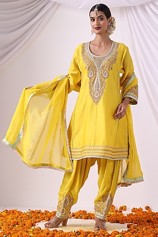 Yellow Chanderi Zari Embroidered Choga Kurta Set by Nia By Sonia Ahuja