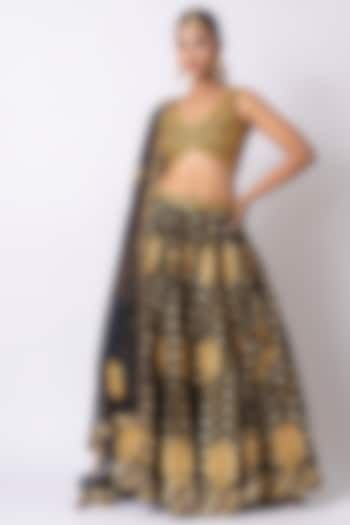 Black Pure Banarasi Khadi Gota Embroidered Wedding Lehenga Set by Nia By Sonia Ahuja at Pernia's Pop Up Shop