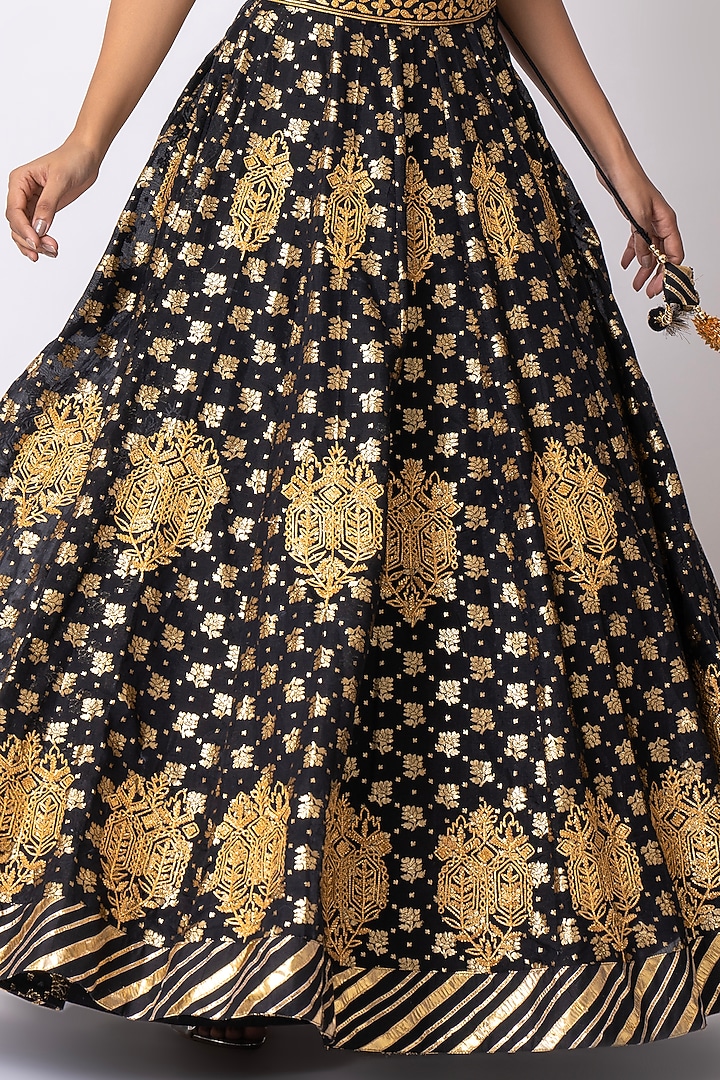 Black Pure Banarasi Khadi Gota Embroidered Wedding Lehenga Set by Nia By Sonia Ahuja at Pernia's Pop Up Shop