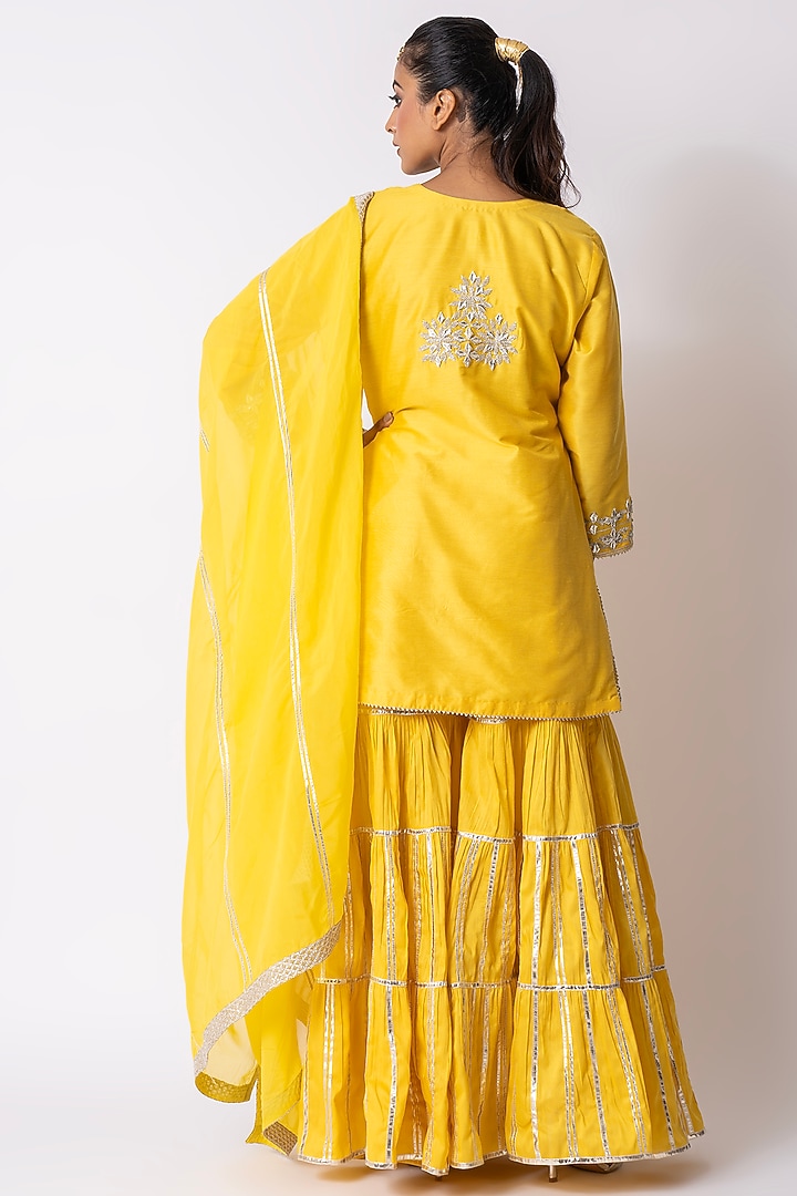 Yellow Chanderi Silk Gota Embroidered Gharara Set by Nia By Sonia Ahuja at Pernia's Pop Up Shop