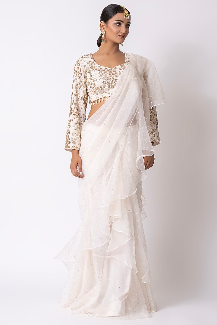Off-White Organza Draped Party Wear Saree Set by Nia By Sonia Ahuja at Pernia's Pop Up Shop