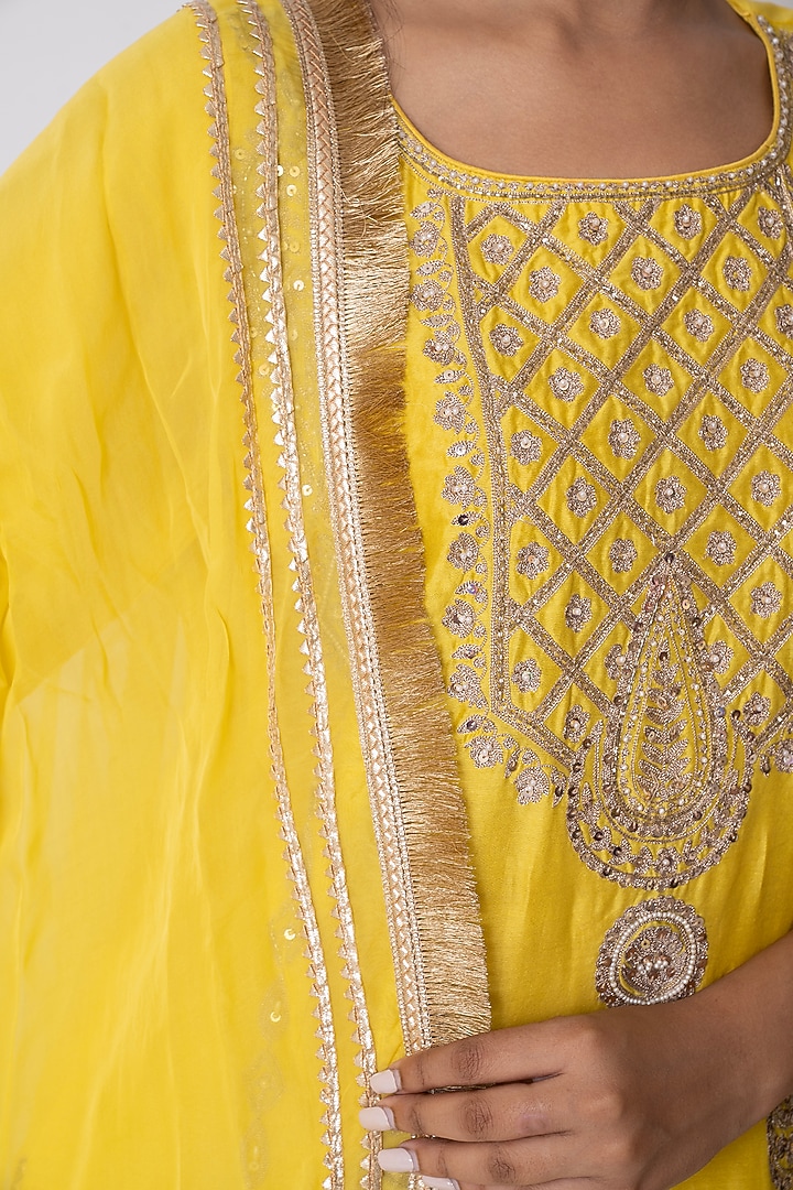 Yellow Chanderi Silk Pearl & Sequins Embroidered Kurta Set by Nia By Sonia Ahuja at Pernia's Pop Up Shop