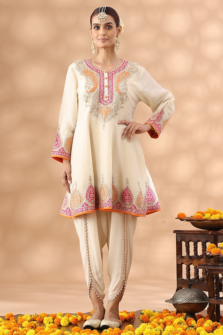 Beige Shimmer Silk Kasab Embroidered Short Party Wear Anarkali Set by Nia By Sonia Ahuja at Pernia's Pop Up Shop