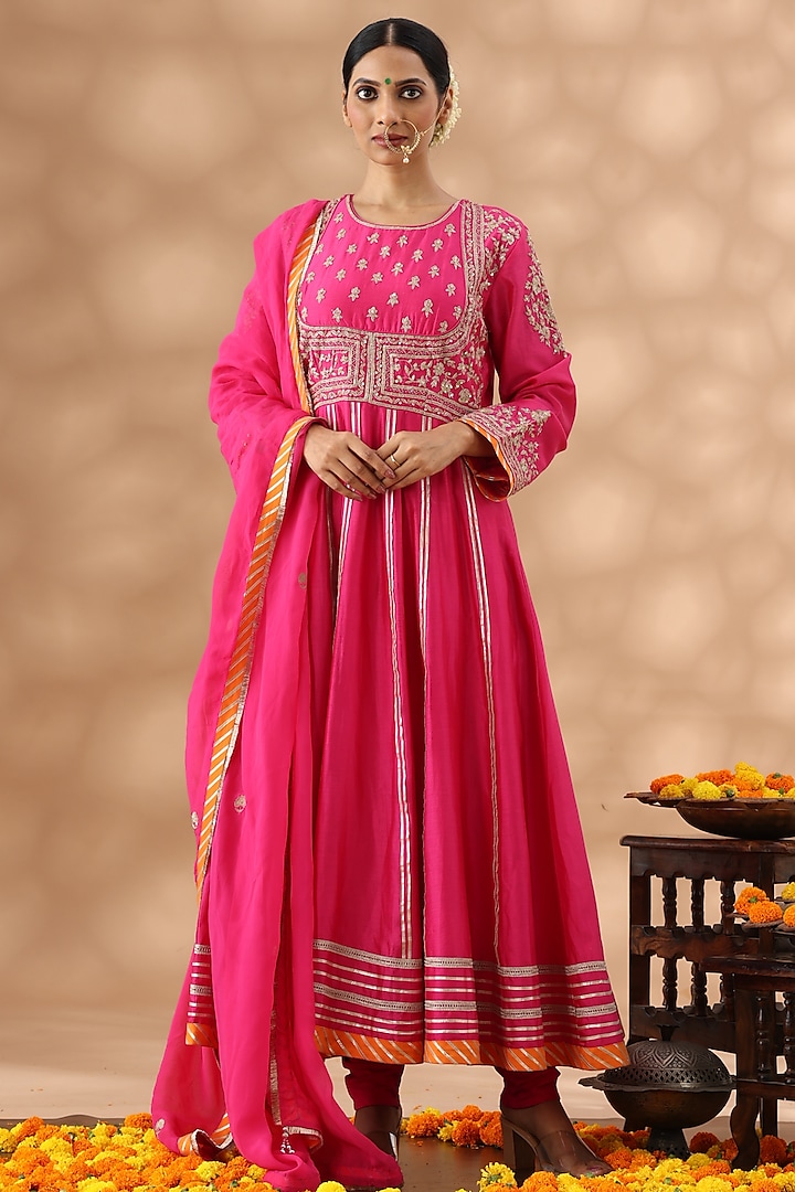 Hot Pink Banarasi Chanderi Kasab Embroidered Anarkali Set by Nia By Sonia Ahuja at Pernia's Pop Up Shop