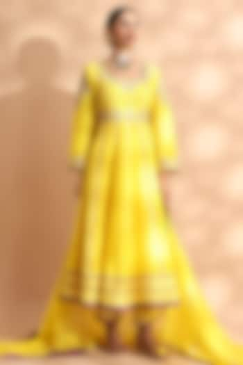 Banana Yellow Banarasi Chanderi Kasab Embroidered Anarkali Set by Nia By Sonia Ahuja at Pernia's Pop Up Shop