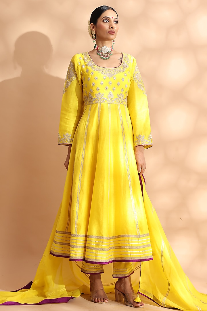 Banana Yellow Banarasi Chanderi Kasab Embroidered Anarkali Set by Nia By Sonia Ahuja at Pernia's Pop Up Shop