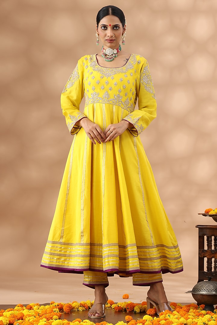Banana Yellow Banarasi Chanderi Kasab Embroidered Party Wear Anarkali Set by Nia By Sonia Ahuja at Pernia's Pop Up Shop