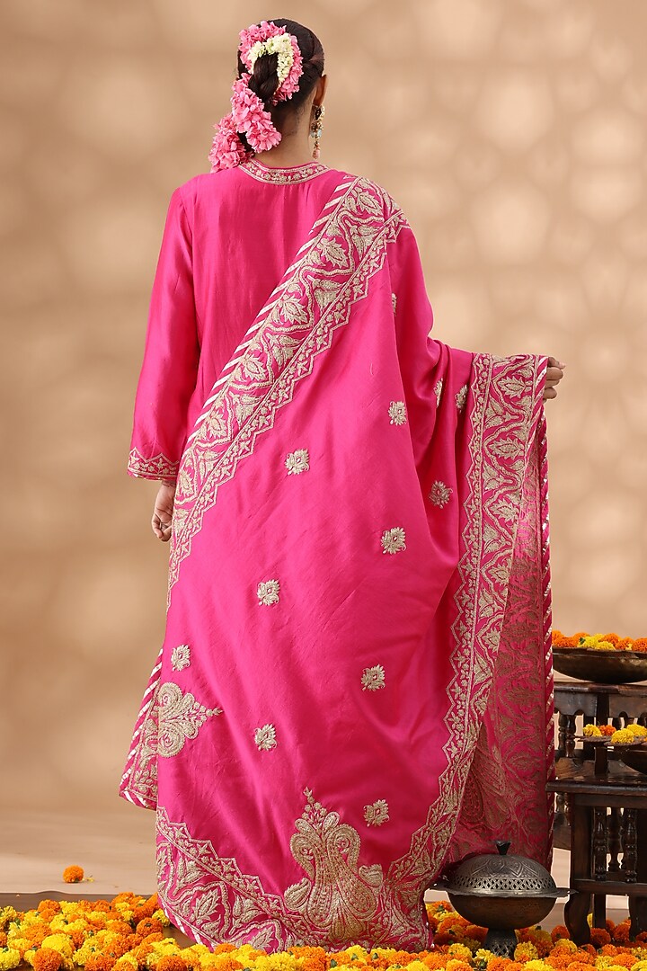 Hot Pink Banarasi Chanderi Kasab Embroidered Kurta Set by Nia By Sonia Ahuja at Pernia's Pop Up Shop