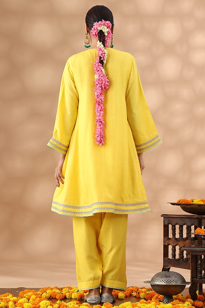 Marigold Yellow Cotton Kasab Embroidered Kurta Set by Nia By Sonia Ahuja at Pernia's Pop Up Shop