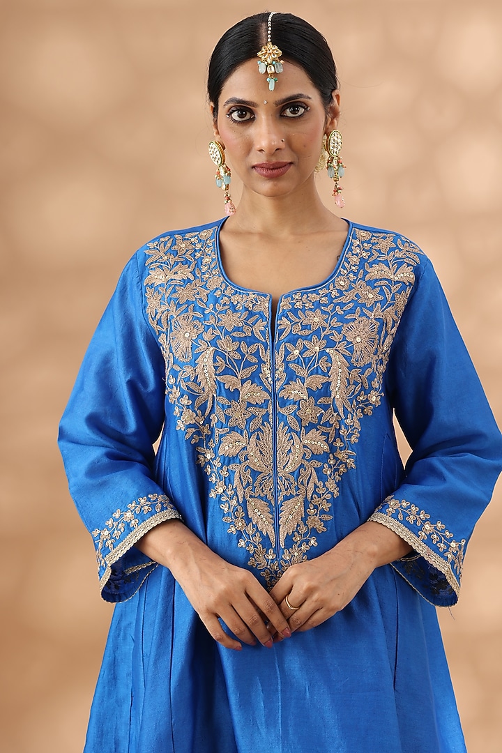 Mid Blue Banarasi Chanderi Kasab Embroidered Kalidar Kurta Set by Nia By Sonia Ahuja at Pernia's Pop Up Shop