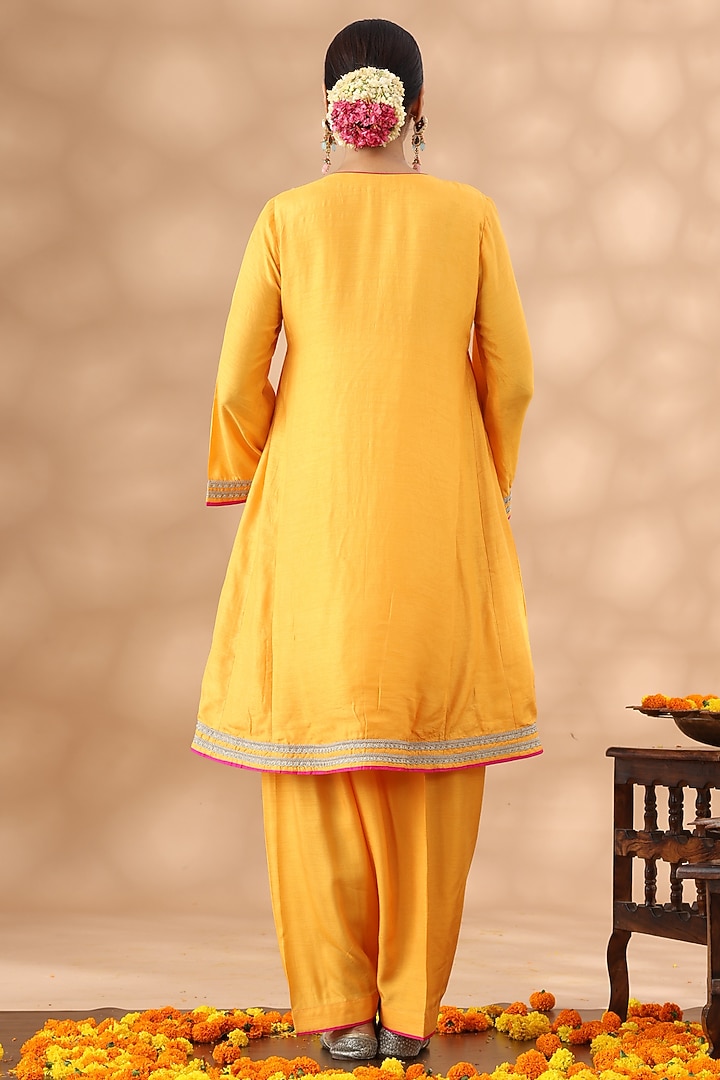 Deep Saffron Cotton Kasab Embroidered Kalidar Kurta Set by Nia By Sonia Ahuja at Pernia's Pop Up Shop