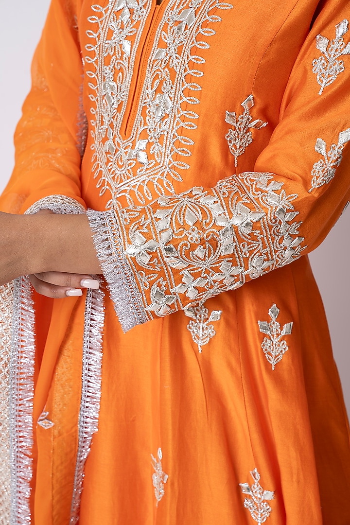 Orange Chanderi & Banarasi Katan Nakshi Gota Embellished Party Wear Anarkali Set by Nia By Sonia Ahuja at Pernia's Pop Up Shop