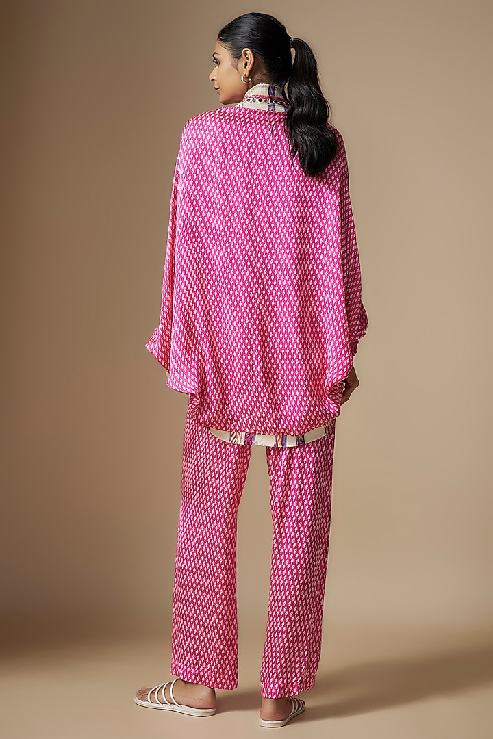 Pink Modal Satin Digital Printed Cape Set by Nipa Badiani at Pernia's Pop Up Shop