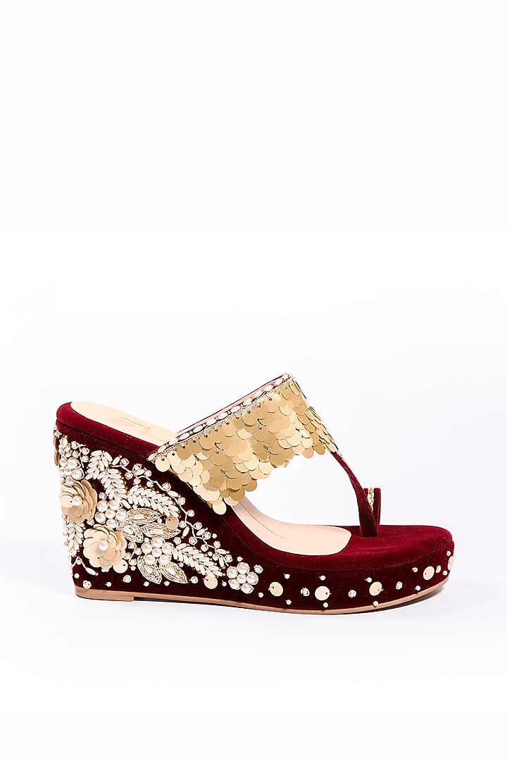Wine Embroidered Kolhapuri by NIDHI BHANDARI at Pernia's Pop Up Shop