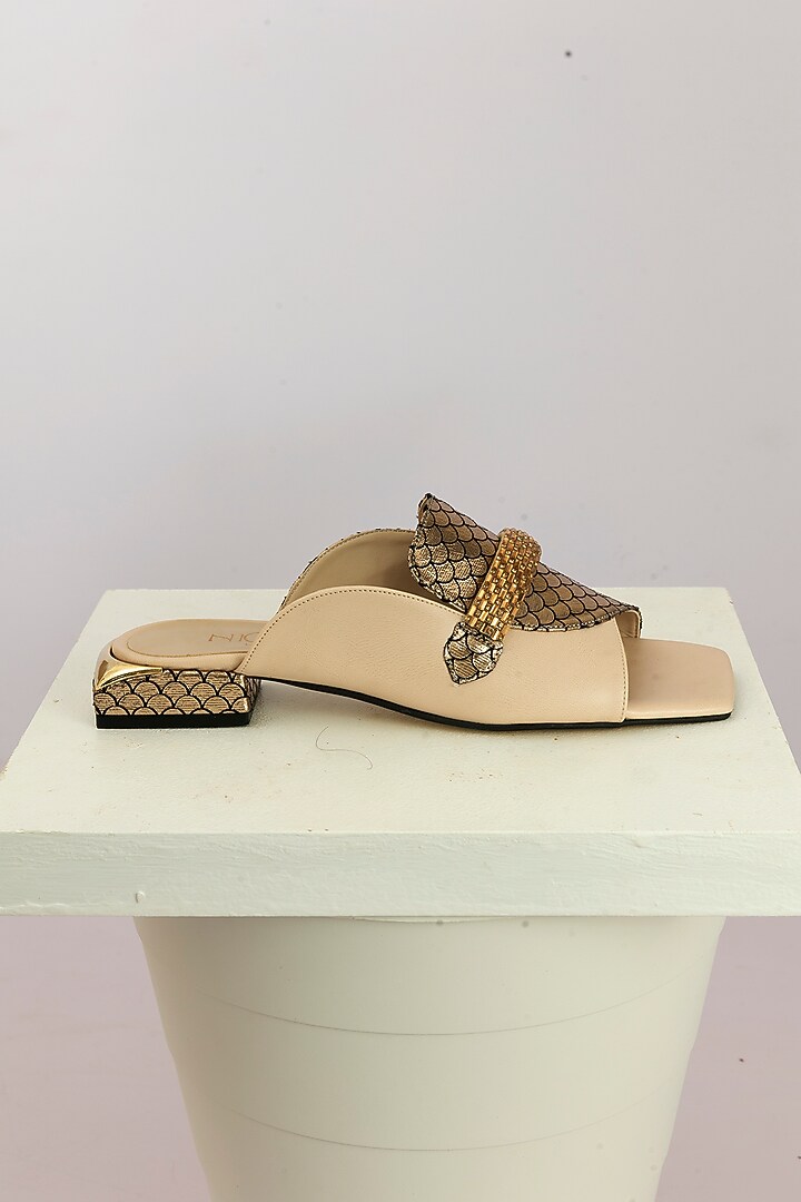 Cream Fabric Sequins Embellished Tote Handbag With Heels by Niche Label at Pernia's Pop Up Shop