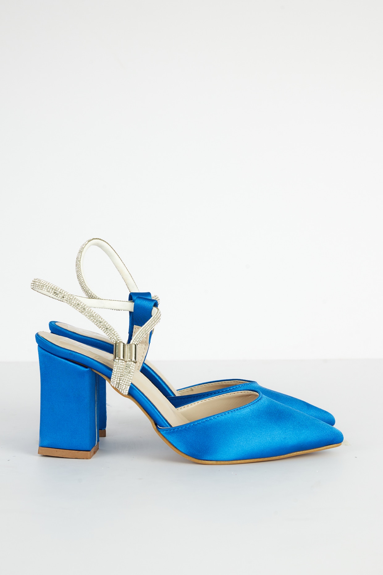 Buy Misto Women Blue Embellished Wedge Heels Online at Best Prices in India  - JioMart.