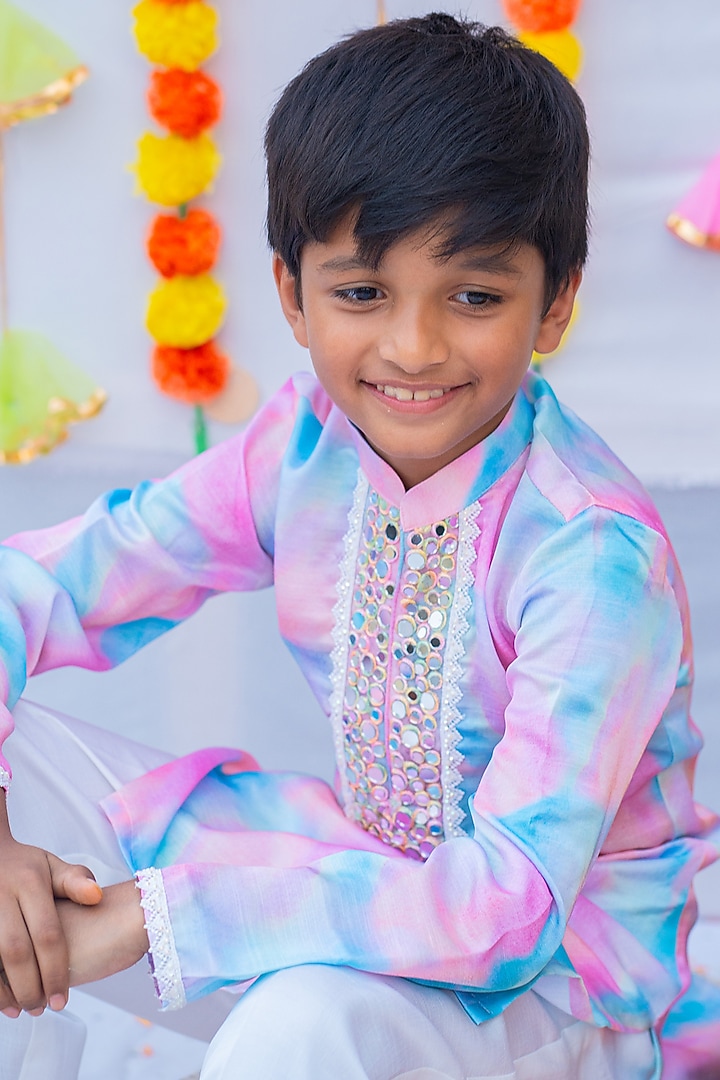 Pink & Blue Linen Silk Mirror Embroidered Kurta Set For Boys by Little Nida at Pernia's Pop Up Shop