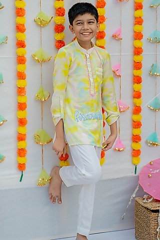 White & Green Linen Silk Tie-Dye Kurta Set For Boys by Little Nida