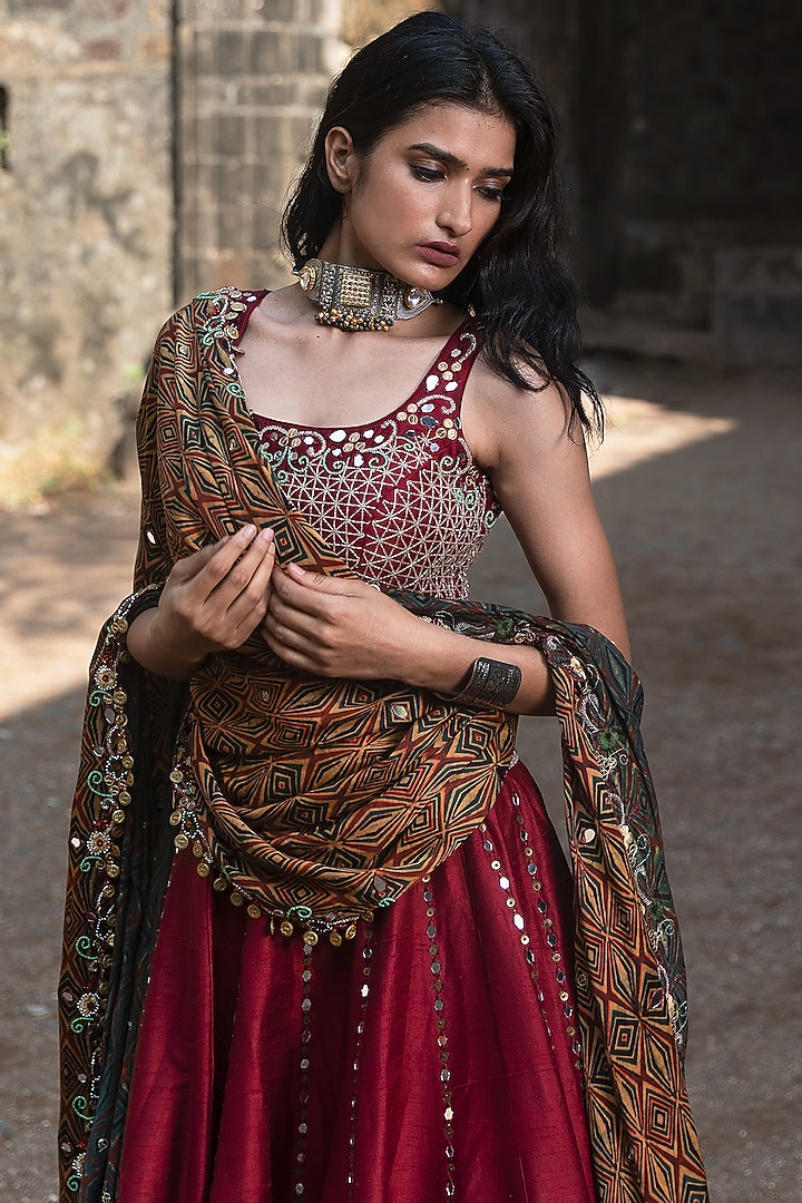 Maroon Mirror Embroidered Wedding Lehenga Set by Nitara Dhanraj Label at Pernia's Pop Up Shop