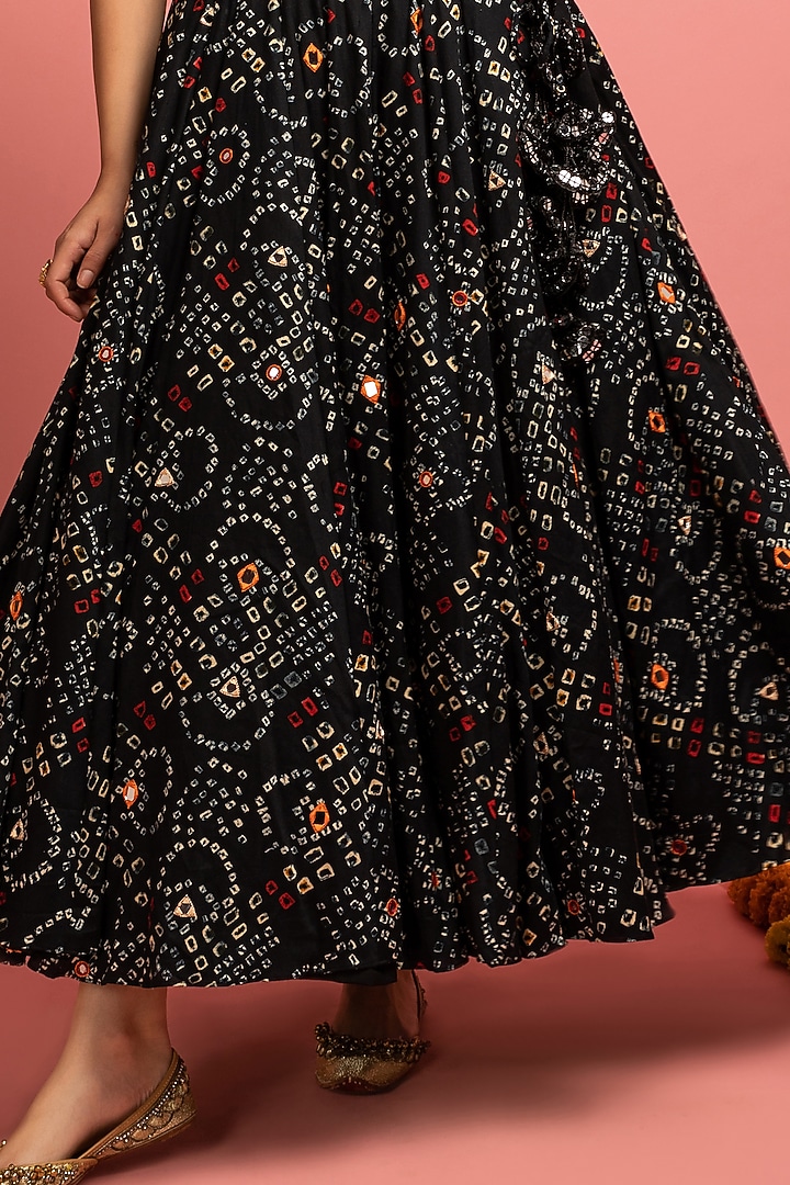 Black Printed Kalidar Skirt Set by Nitara Dhanraj Label at Pernia's Pop Up Shop