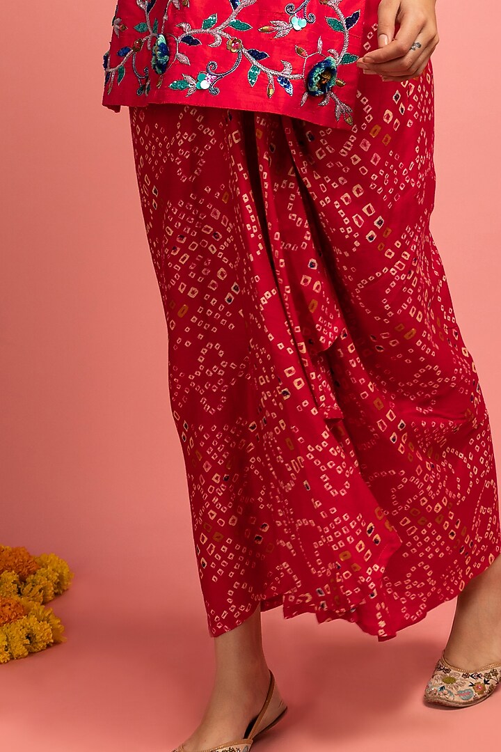 Hot Pink Embroidered Kurta Set by Nitara Dhanraj Label at Pernia's Pop Up Shop