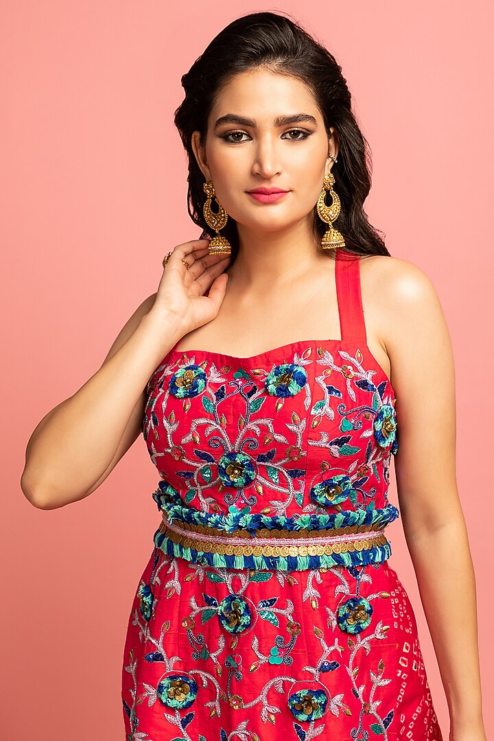 Hot Pink Embroidered Kurta Set by Nitara Dhanraj Label at Pernia's Pop Up Shop