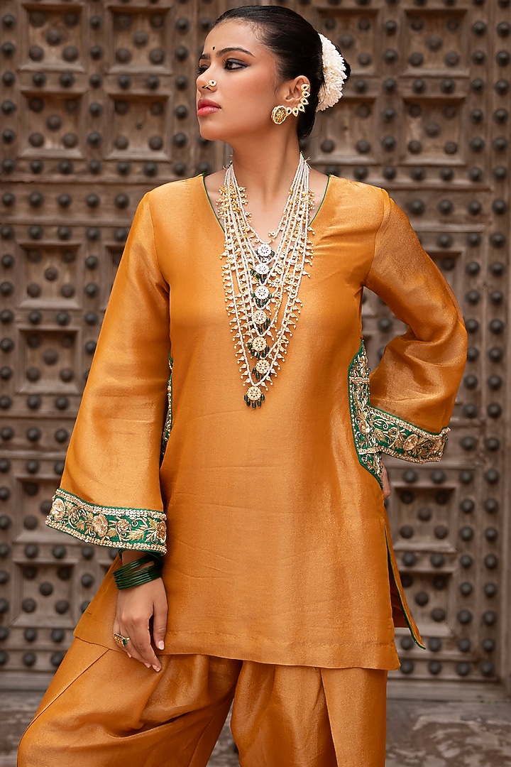 Mustard-Orange Tissue Zardosi Embroidered Kurta Set by NIKUNJ BY NIIDHI BAJAJ at Pernia's Pop Up Shop