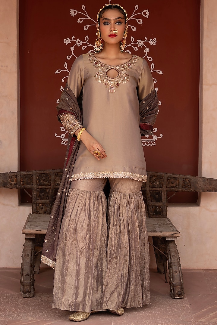 Antique Olive Crushed Tissue Gharara Set by NIKUNJ BY NIIDHI BAJAJ at Pernia's Pop Up Shop