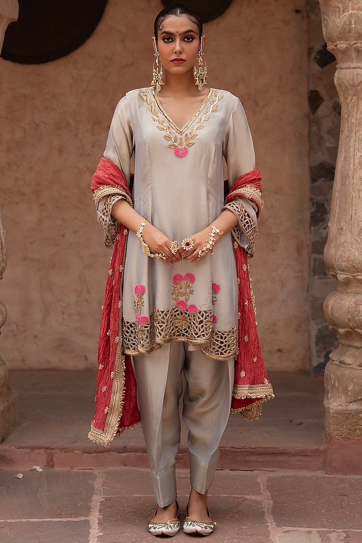 Grey Tissue Zardosi Hand Embroidered Anarkali Set by NIKUNJ BY NIIDHI BAJAJ at Pernia's Pop Up Shop