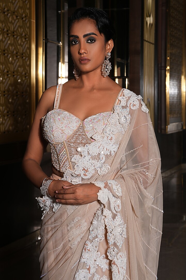 Peach Organza Hand Embroidered Draped Wedding Saree Set by NIKUNJ BY NIIDHI BAJAJ at Pernia's Pop Up Shop