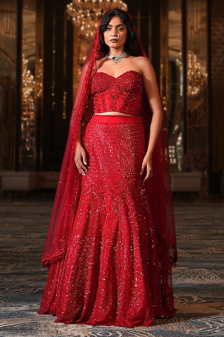 Signature Red Net Hand Embroidered Fish-Cut Wedding Lehenga Set by NIKUNJ BY NIIDHI BAJAJ at Pernia's Pop Up Shop