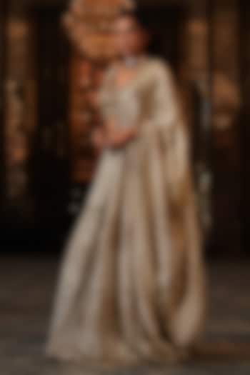 Off-White Net Hand Embroidered Wedding Lehenga Set by NIKUNJ BY NIIDHI BAJAJ at Pernia's Pop Up Shop