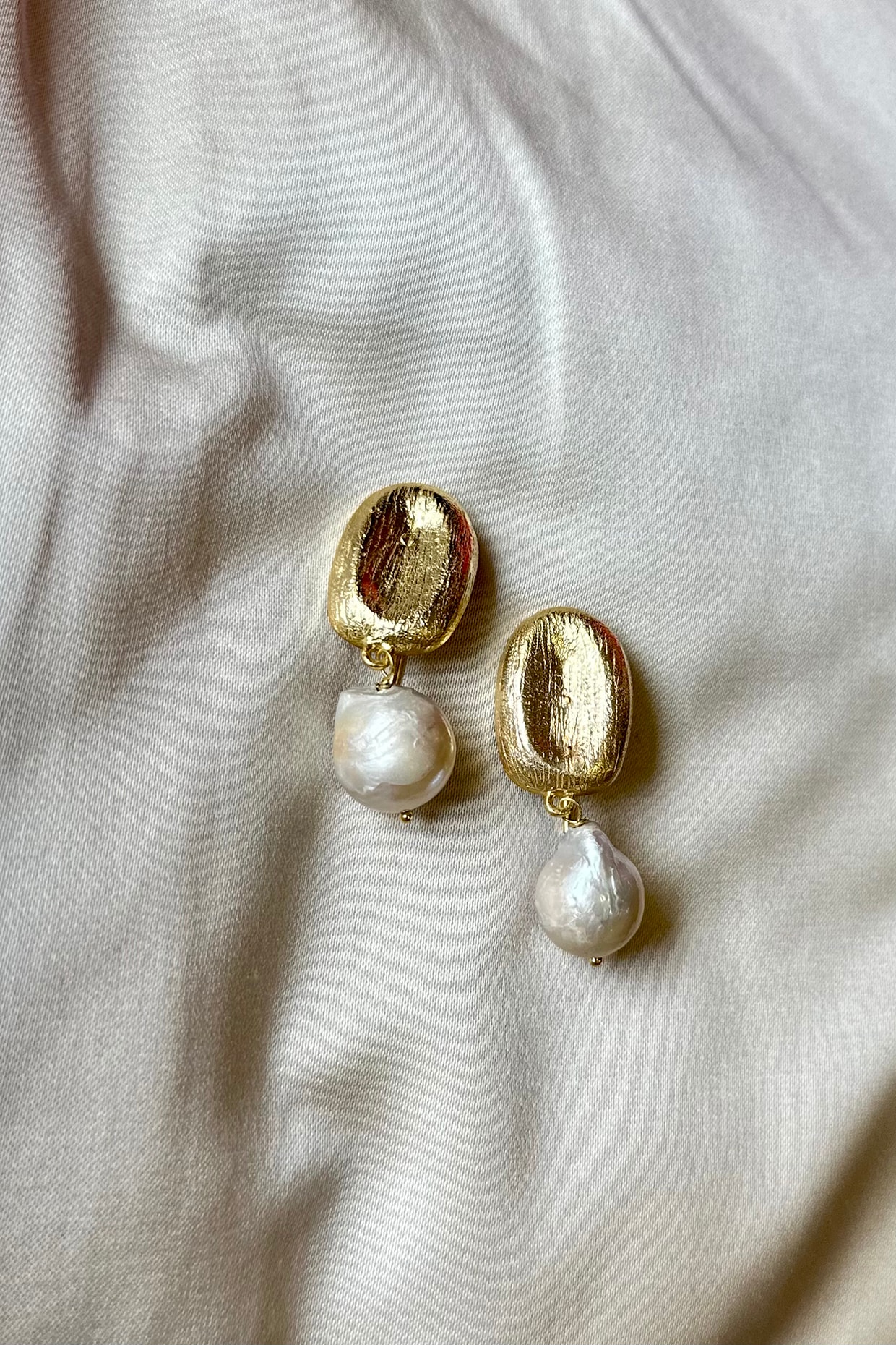 Double Baroque Pearl Earrings – T H E L I N E