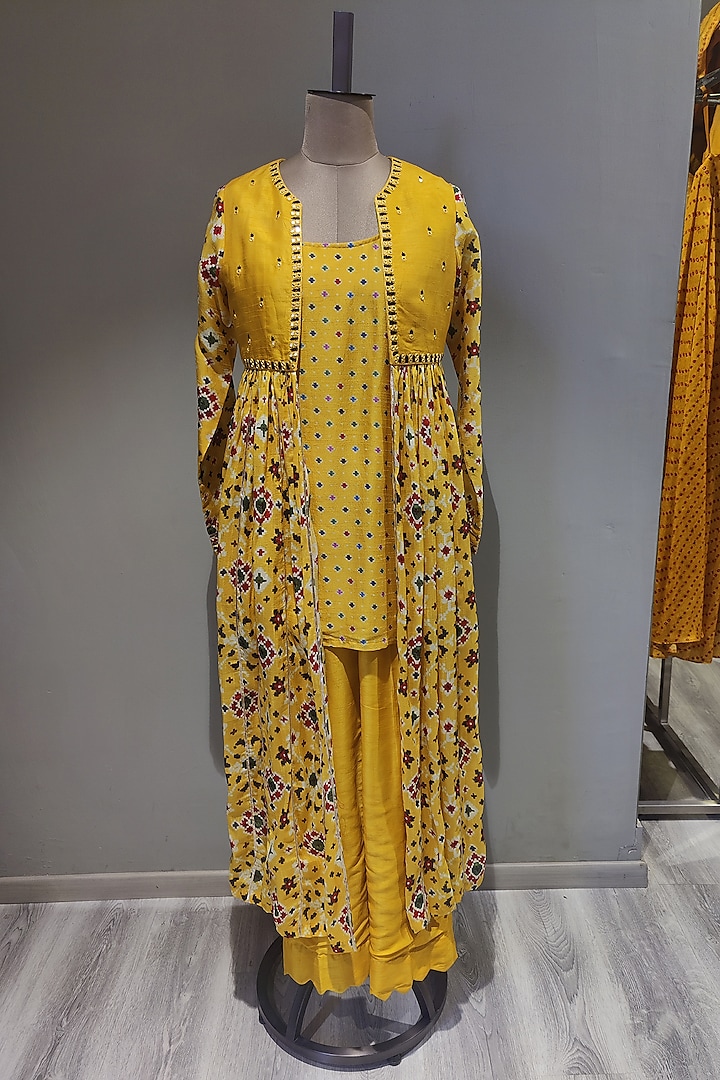 Mustard Printed & Embroidered Kurta Set With Cape by Ne'Chi