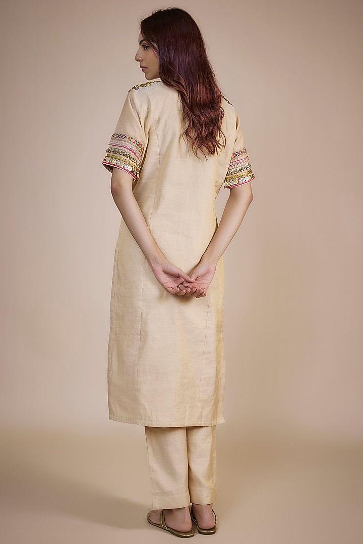 Beige Tissue Chanderi Coin Embroidered Kurta Set by NE'CHI at Pernia's Pop Up Shop