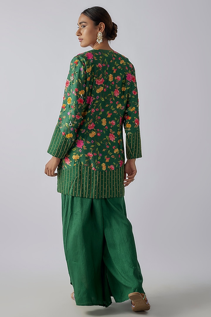 Green Silk Digital Printed & Mirror Embroidered Blazer Set by Ne'Chi at Pernia's Pop Up Shop