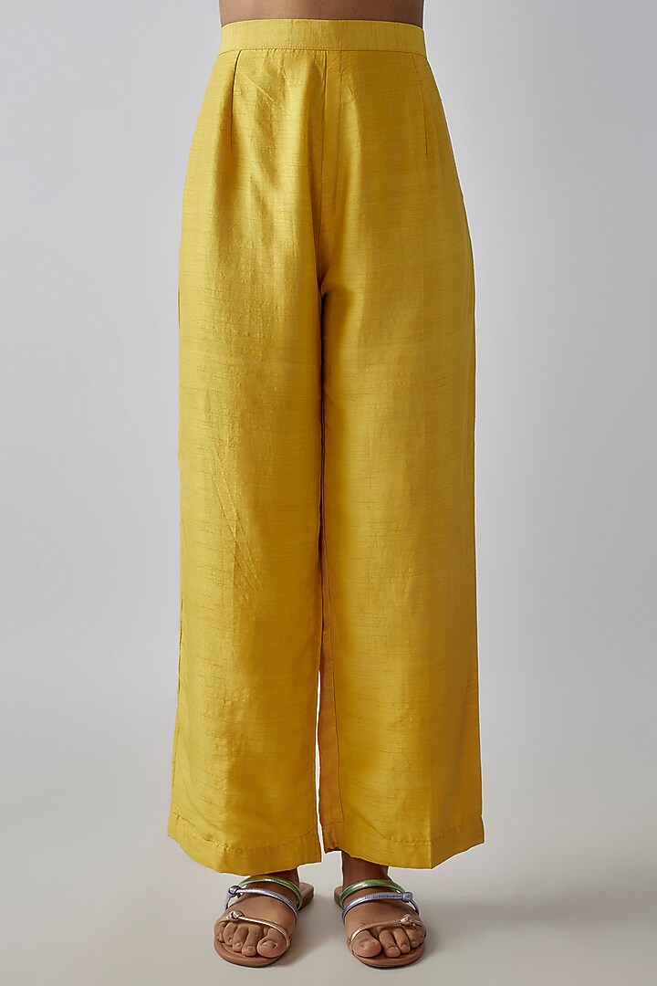 Yellow Silk Digital Printed & Mirror Embroidered Kurta Set by Ne'Chi at Pernia's Pop Up Shop