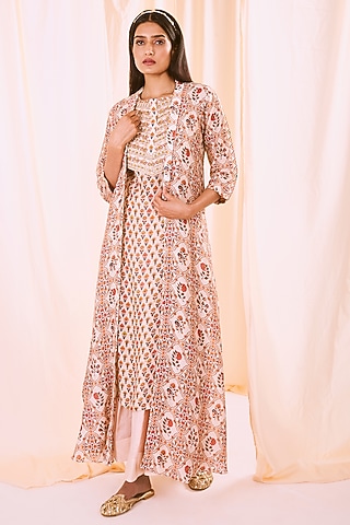Peach Printed Kurta Set With Jacket by NE'CHI