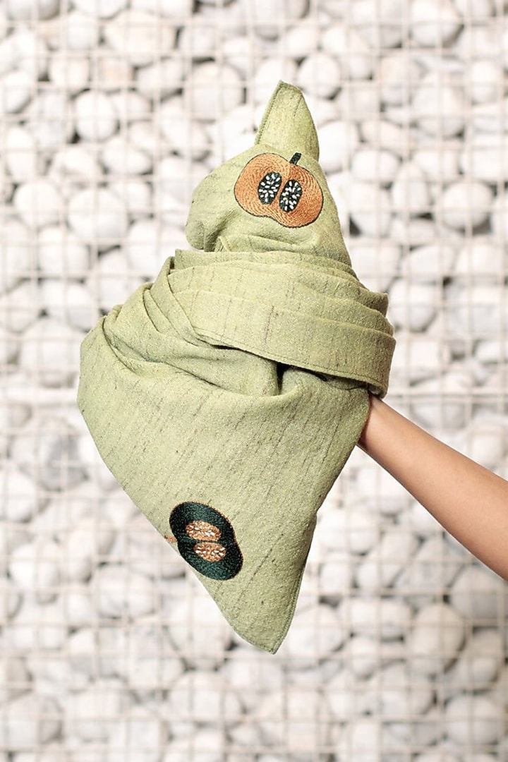 Green Wool Embroidered Stole by Niiyaa at Pernia's Pop Up Shop