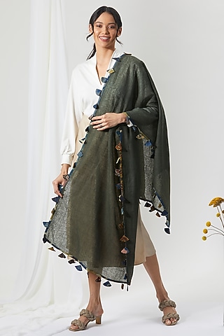 Green Embroidered Stole by Niiyaa