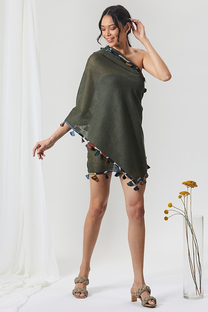 Green Embroidered Stole by Niiyaa at Pernia's Pop Up Shop