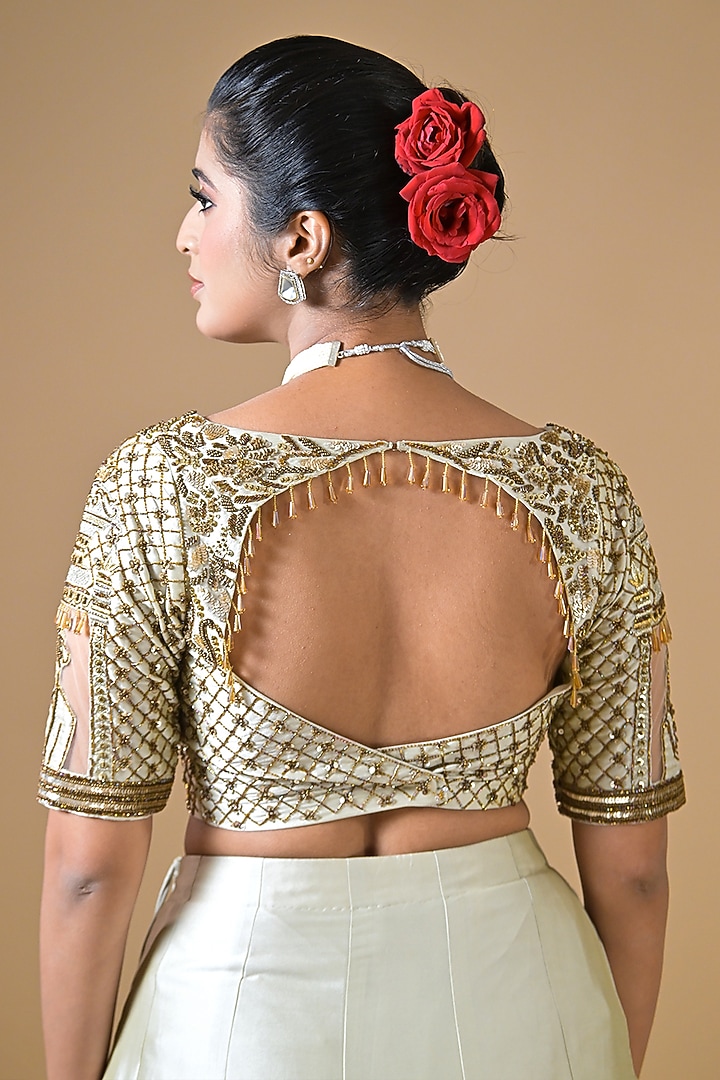 Off-White Imported Silk Cutdana Hand Embroidered Wedding Lehenga Set by Label Nilansha Jain at Pernia's Pop Up Shop