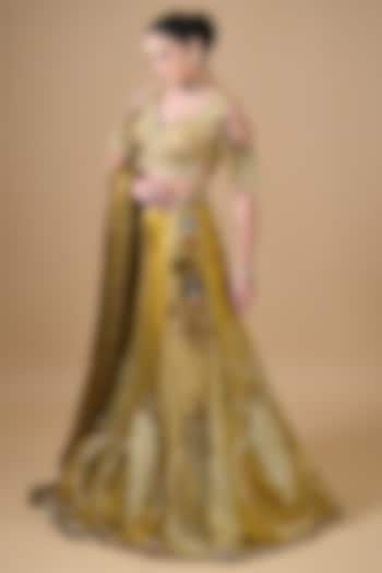 Gold Imported Tissue Zari & Mirror Embroidered Wedding Lehenga Set by Label Nilansha Jain at Pernia's Pop Up Shop