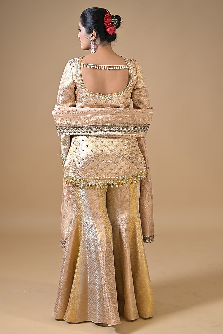 Gold Banarasi Silk Gharara Set by Label Nilansha Jain at Pernia's Pop Up Shop