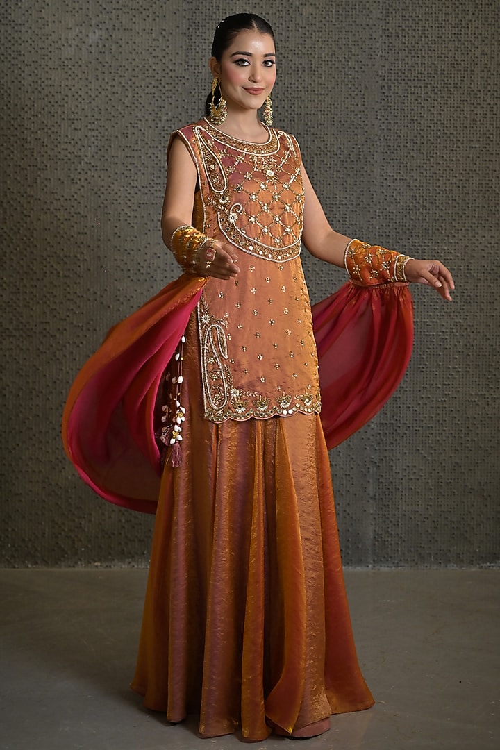Pink Imported Tissue Gharara Set by Label Nilansha Jain at Pernia's Pop Up Shop