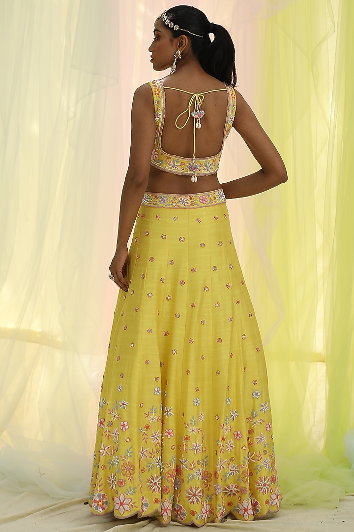 Yellow Raw Silk Embroidered Wedding Lehenga Set by Nikita at Pernia's Pop Up Shop