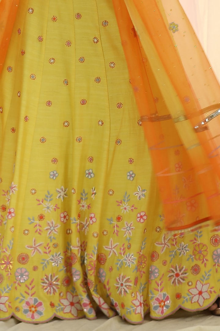 Yellow Raw Silk Embroidered Wedding Lehenga Set by Nikita at Pernia's Pop Up Shop