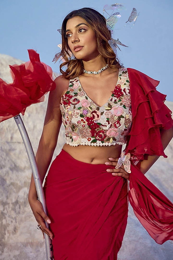 Red Georgette & Organza Draped Wedding Saree Set by Nikita Vishakha at Pernia's Pop Up Shop